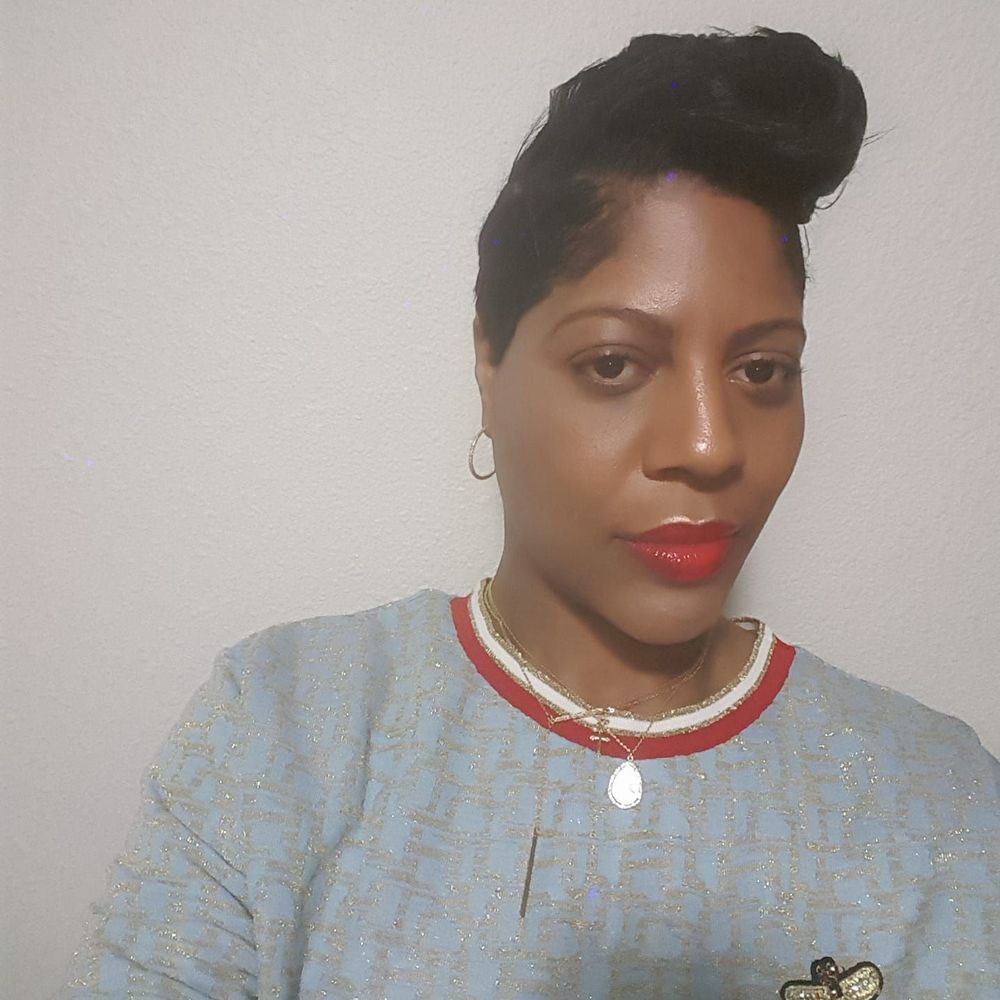 Meet your Posher, Natalie